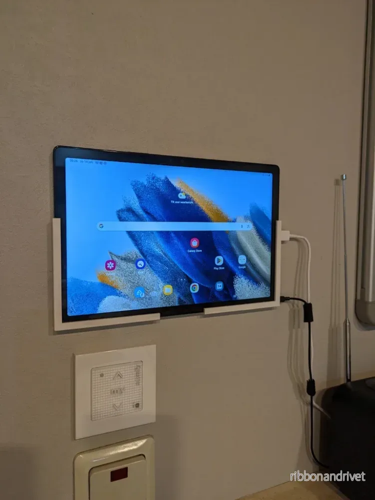 Enkel väggmontering för Samsung A8 surfplatta Enkel väggmontering för Samsung A8 surfplatta