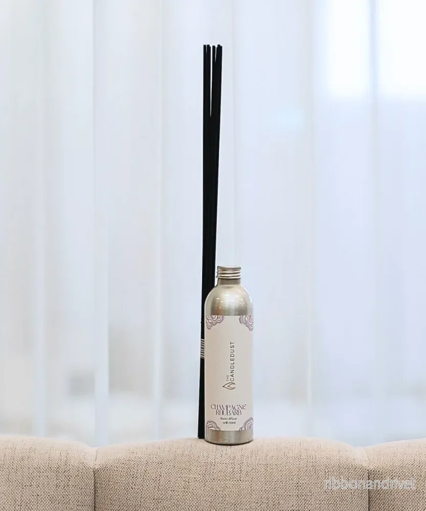 ”Refill” för lyxig rumdiffuser, 250ml – Champagne Rhubarb ”Refill” för lyxig rumdiffuser, 250ml – Champagne Rhubarb