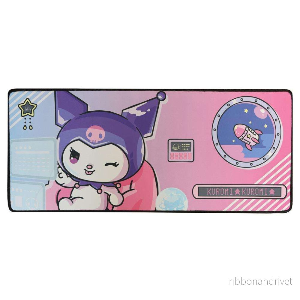 Kuromi – Jumbo skrivbordsmatta (70 x 30 cm) Kuromi – Jumbo skrivbordsmatta (70 x 30 cm)