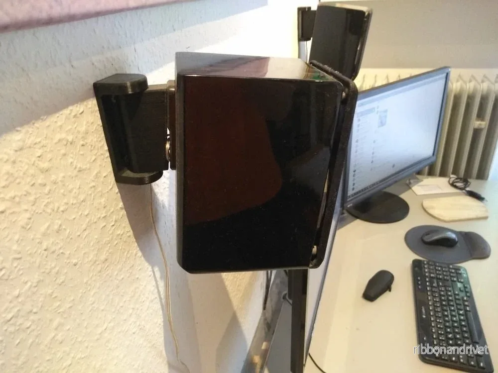 Väggfäste för satellithögtalare v1.0 Väggfäste för satellithögtalare v1.0