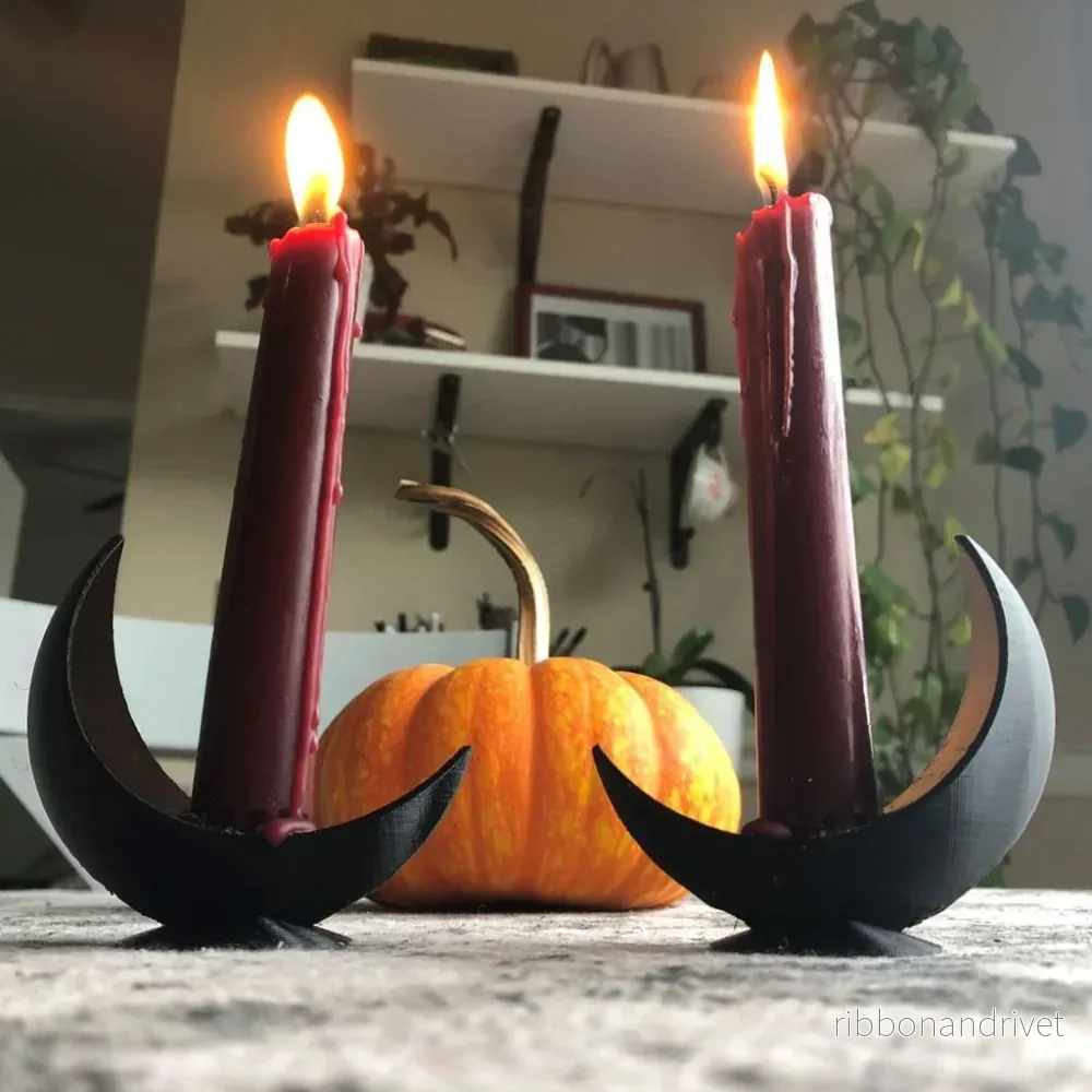 Halvmåneformad ljusstake för kronljus och bordsdekoration