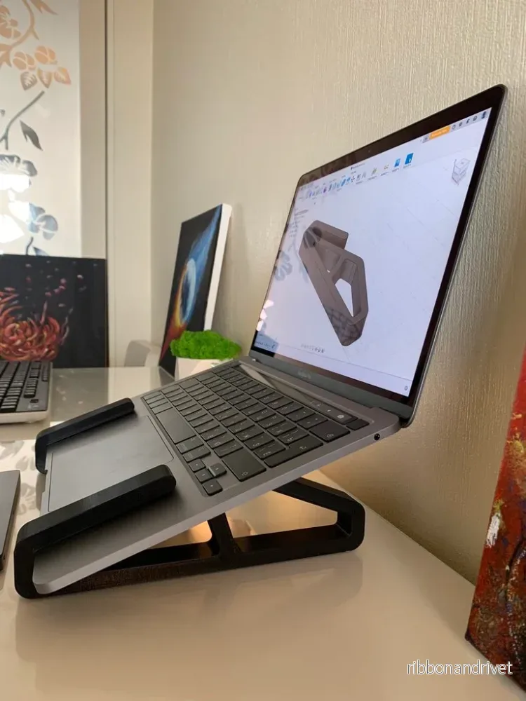 Stativ för MacBook Pro 13"