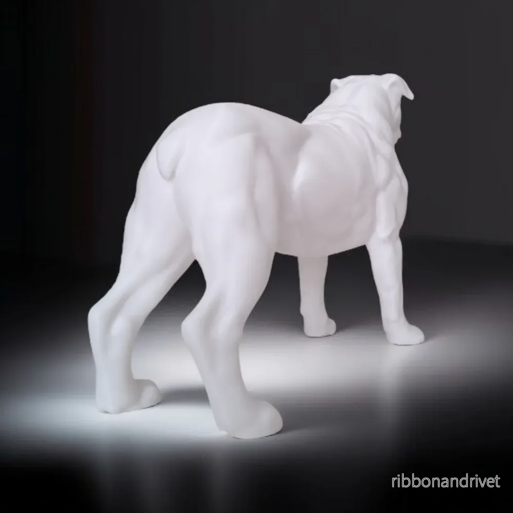 Detaljerad American Bulldog-staty och hundfigur - Bild 2