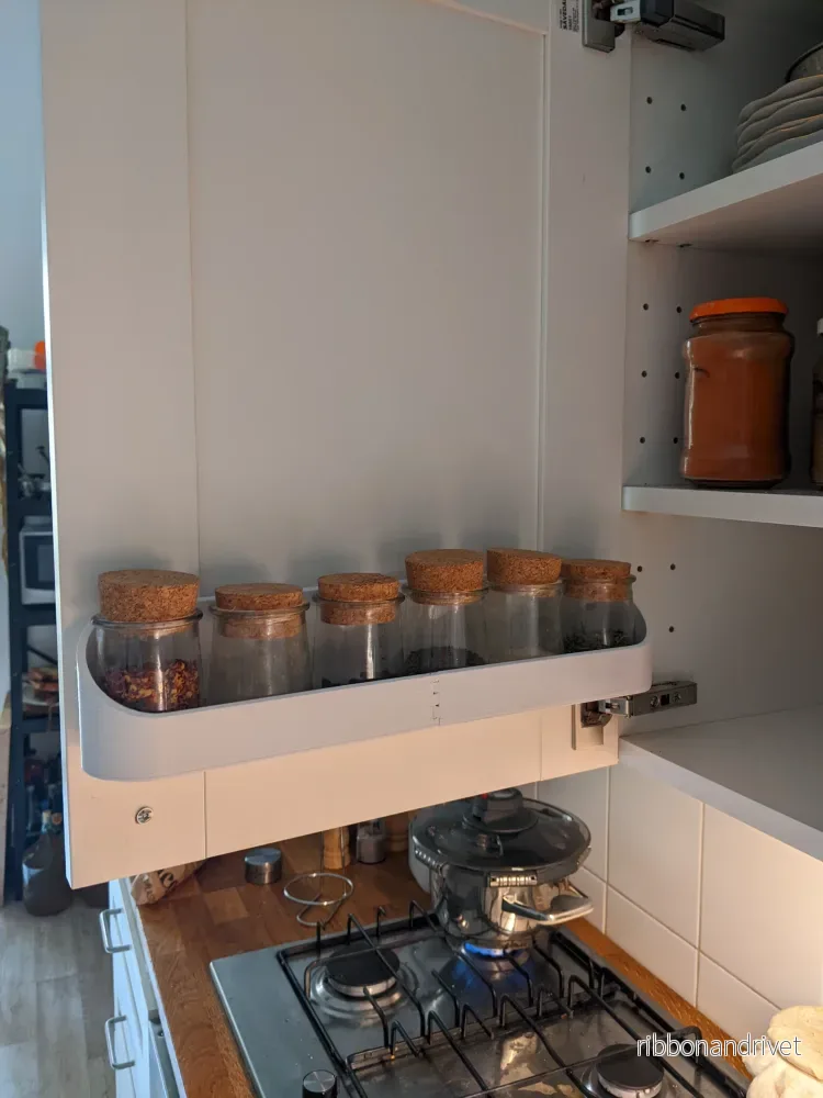 Funktionell kryddhylla för köket Funktionell kryddhylla för köket