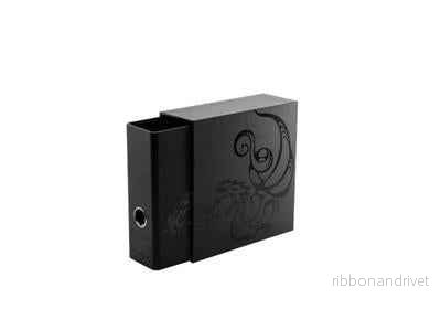 Dragon Shield Skyddsfodralshäfte Sanctuary – 2-ring – Svart Dragon Shield Skyddsfodralshäfte Sanctuary – 2-ring – Svart
