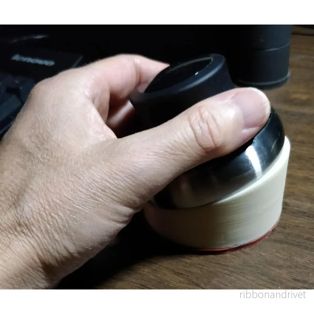 Ergonomiskt stativ för SpaceNavigator 3D-mus