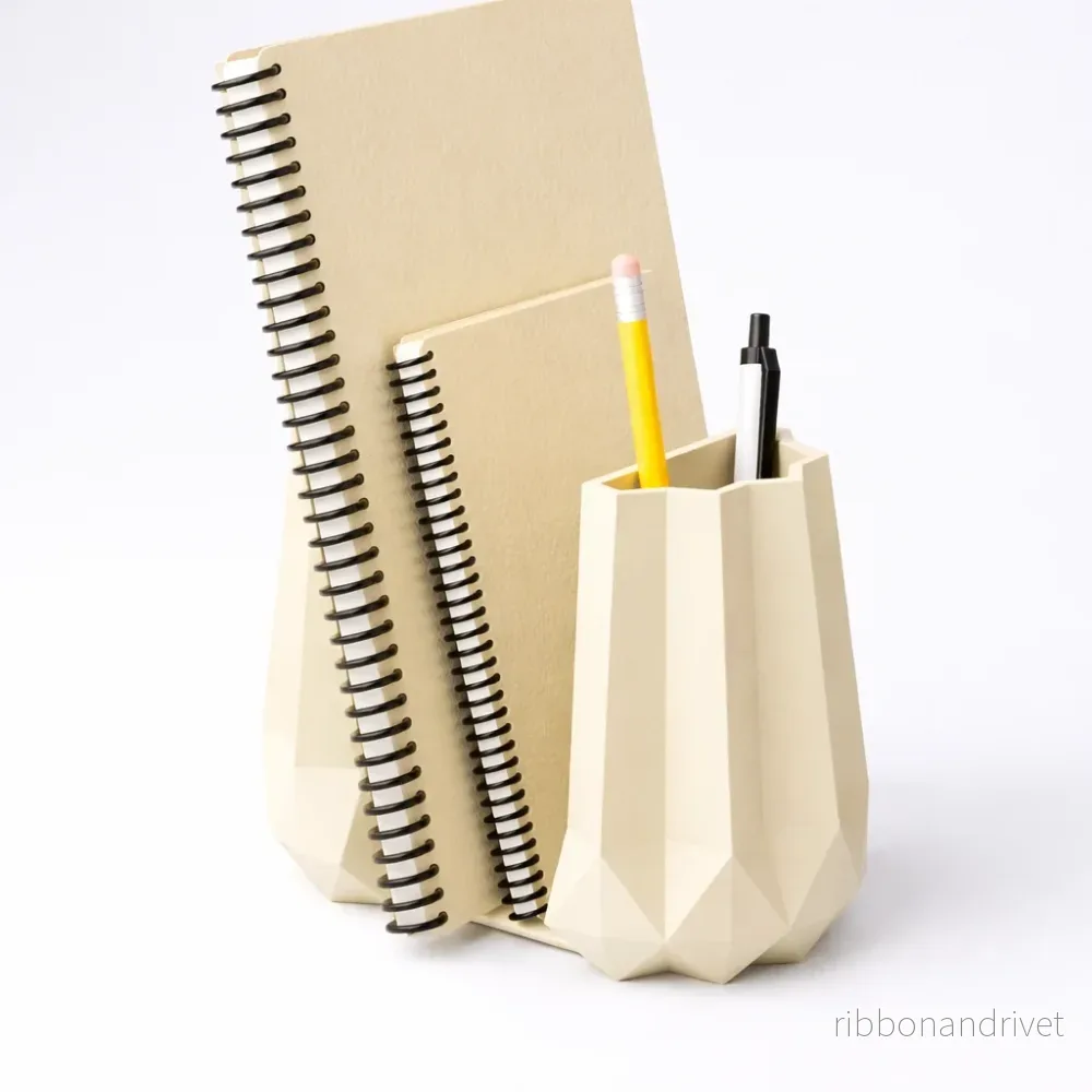 Geometrisk anteckningsbokshållare - Bild 2