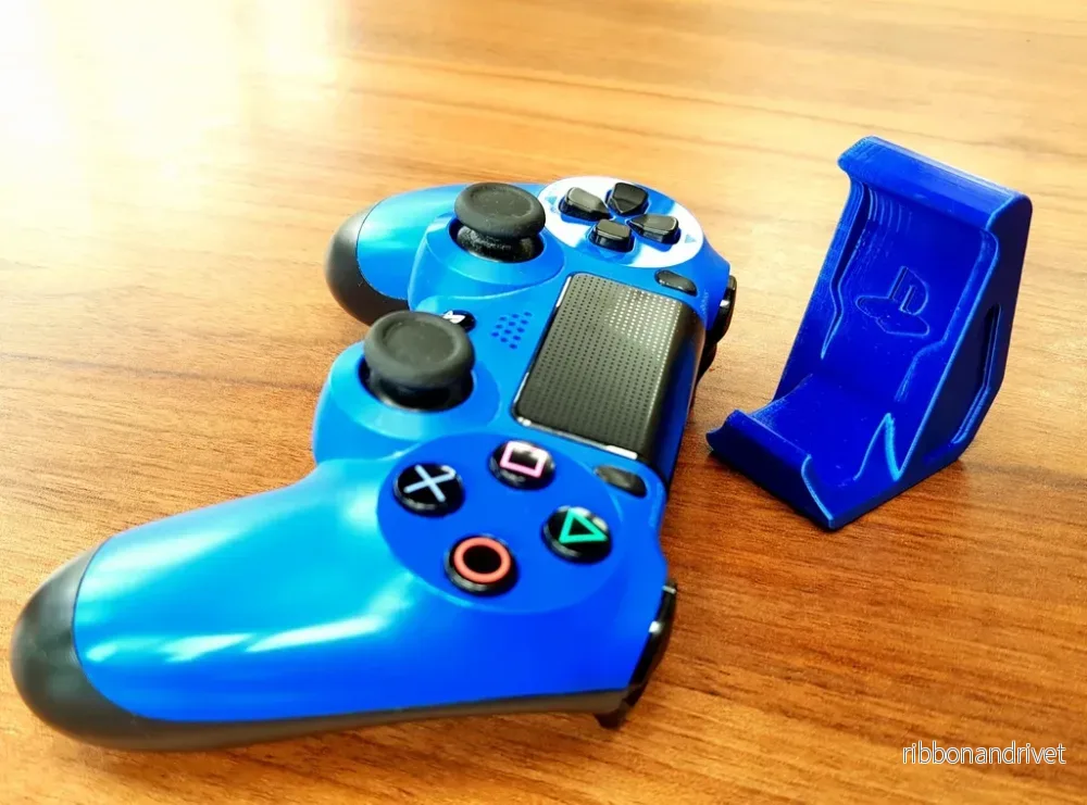 Väggfäste för PS4-kontroll och headset