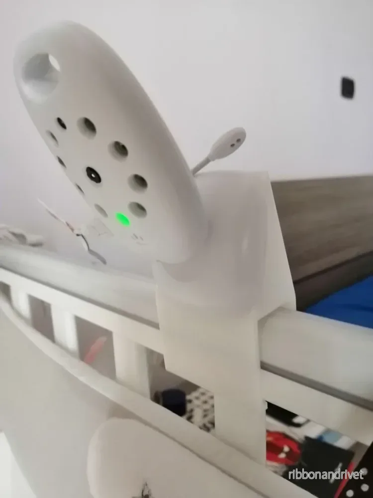 Montering för babyövervakningskamera Montering för babyövervakningskamera
