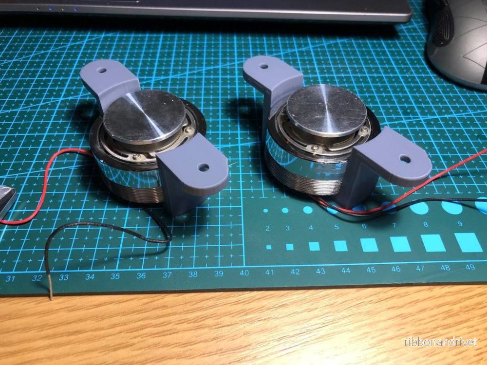 Monteringsfäste för vibrationshögtalare (50x30mm) - Bild 2