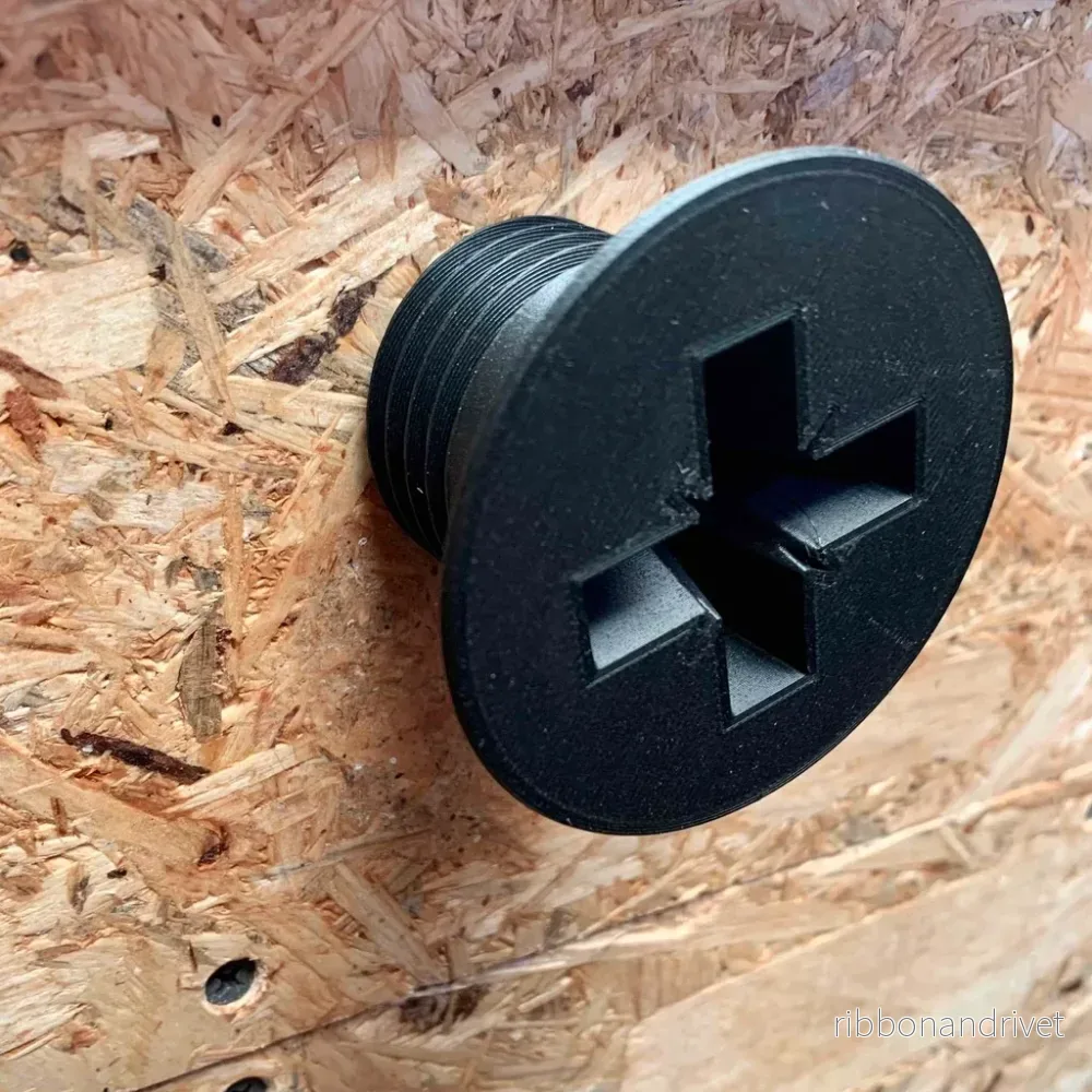 Unik väggkrok med industriell skruvhuvuddesign