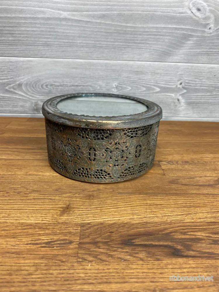 Ask med spegelglas Ask med spegelglas