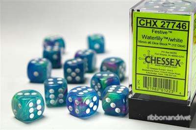 Chessex 16mm d6 med prickar Dice Blocks (12 Dice) – Festiv Waterlily/Vit Chessex 16mm d6 med prickar Dice Blocks (12 Dice) – Festiv Waterlily/Vit