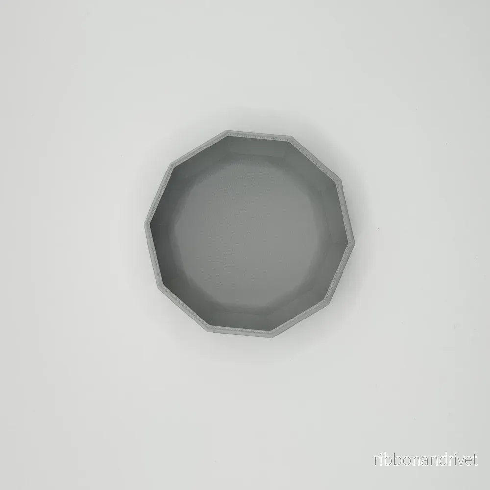 Minimalistisk skål med skarp design - Bild 3