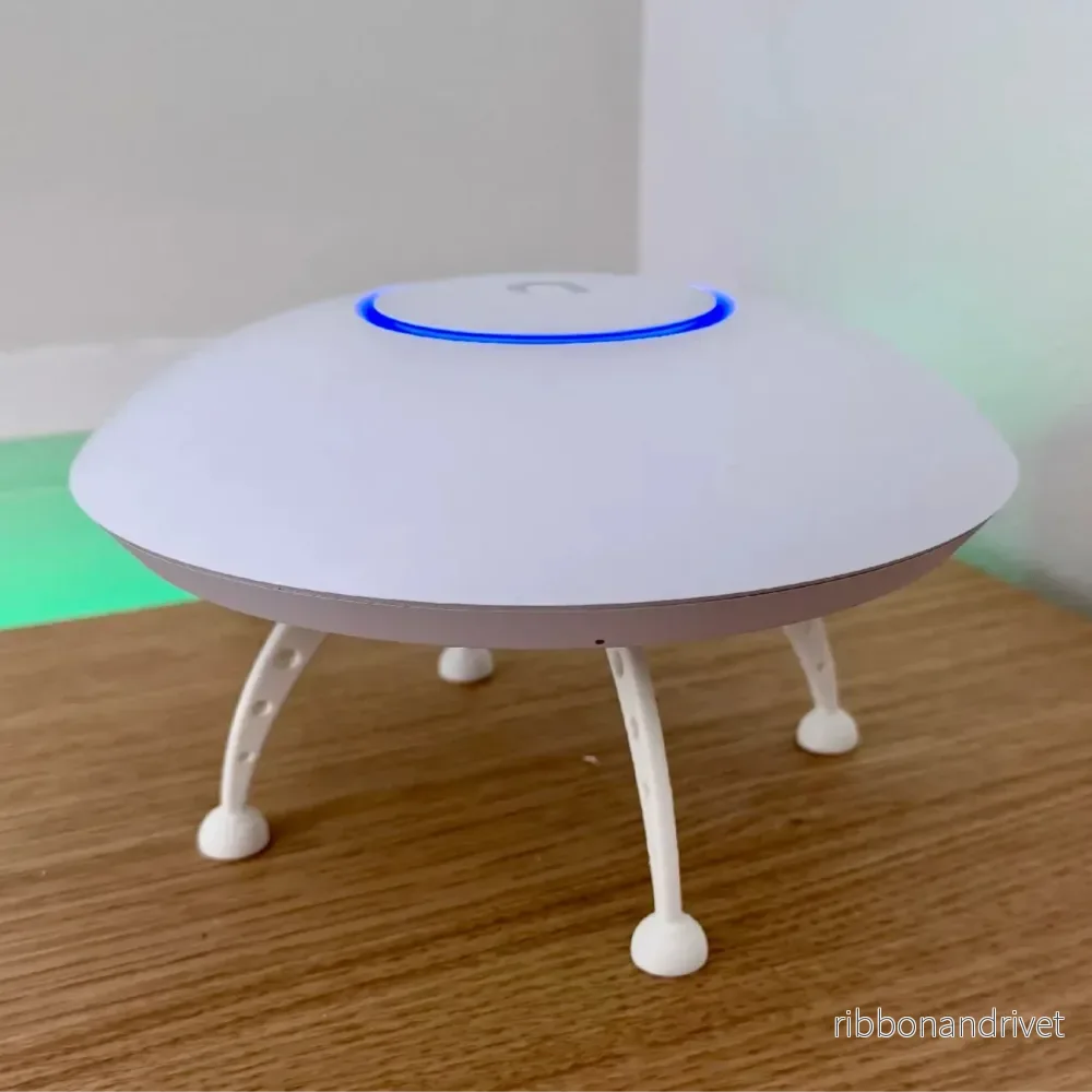 Ubiquiti Unifi PRO AP UFO-ben Ubiquiti Unifi PRO AP UFO-ben