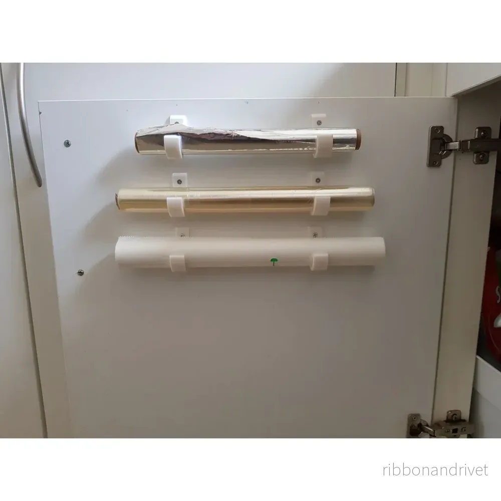 Skåpsdörrshållare för plastfolie och aluminiumfolie