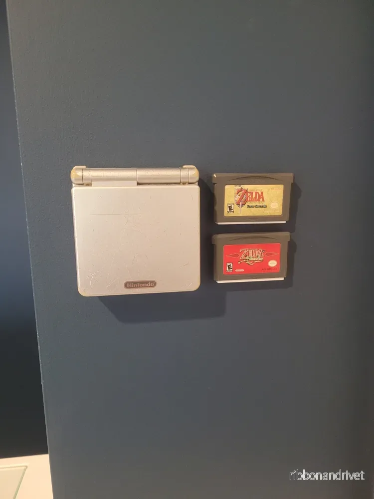 Gameboy Advance SP väggmonterad skärm