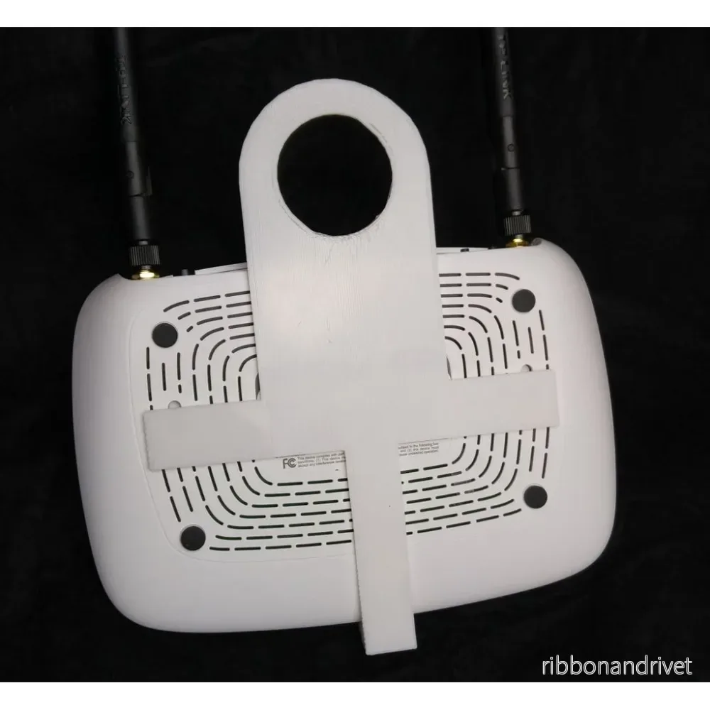 Fäste till TP-Link WR841N router vägguttag - Bild 2