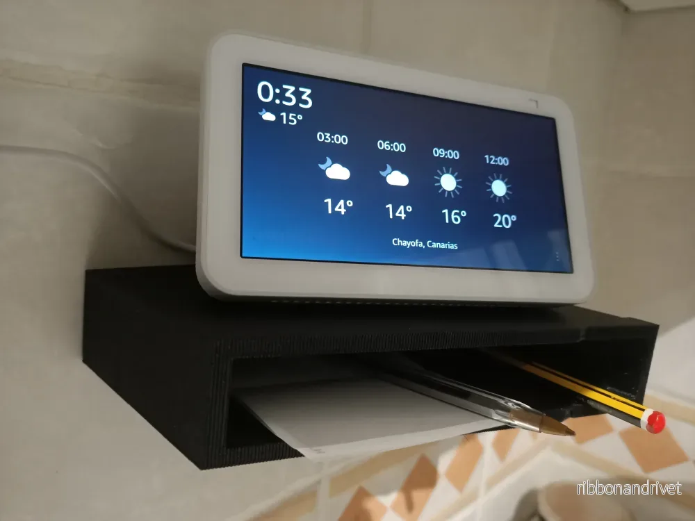 Platsbesparande väggfäste för Amazon Echo Show