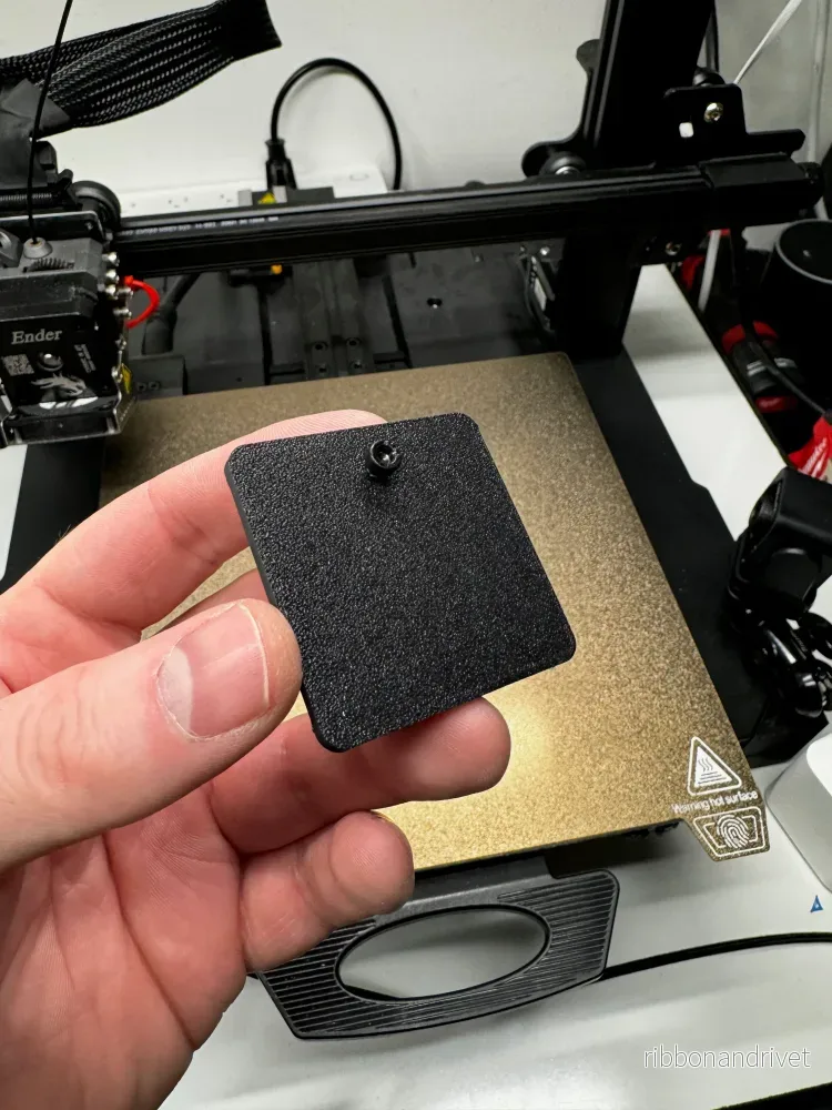 Wyze Cam v3 Husky Hörnhylla Montering – Optimerad Kameraplacering - Bild 3