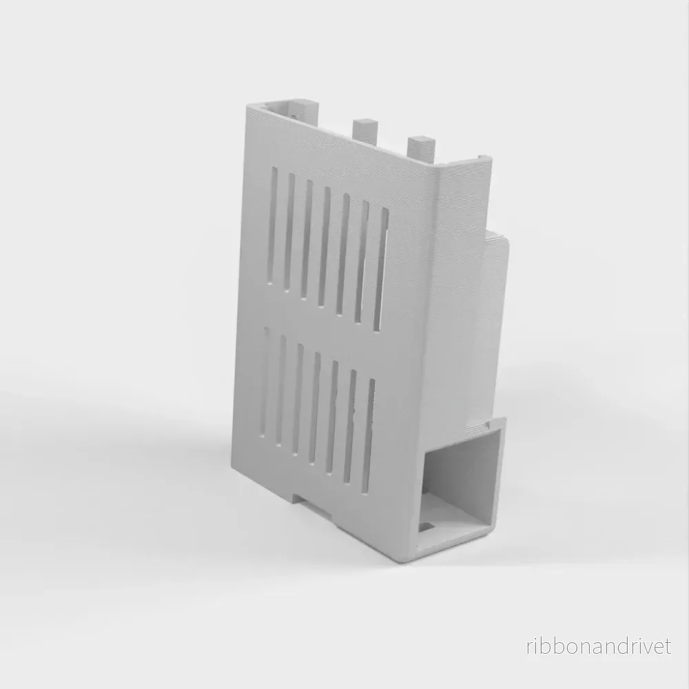 Raspberry PI 3+ hylsa med 40 mm fläkt Raspberry PI 3+ hylsa med 40 mm fläkt
