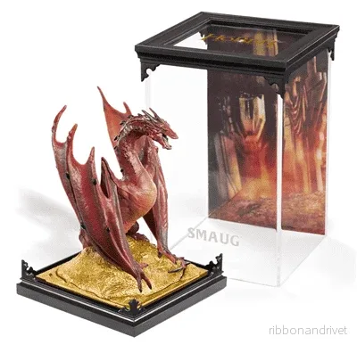 Smaug Diorama – Bilbo the Hobbit – Samlarfigur Smaug Diorama – Bilbo the Hobbit – Samlarfigur