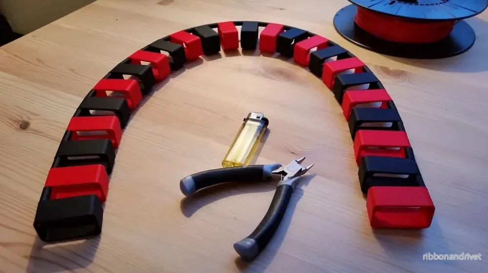 Effektiv kabelorganisatör för att organisera sladdar - Bild 3