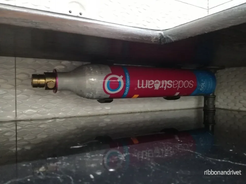 Hållare för Soda Stream CO2-gasflaska Hållare för Soda Stream CO2-gasflaska