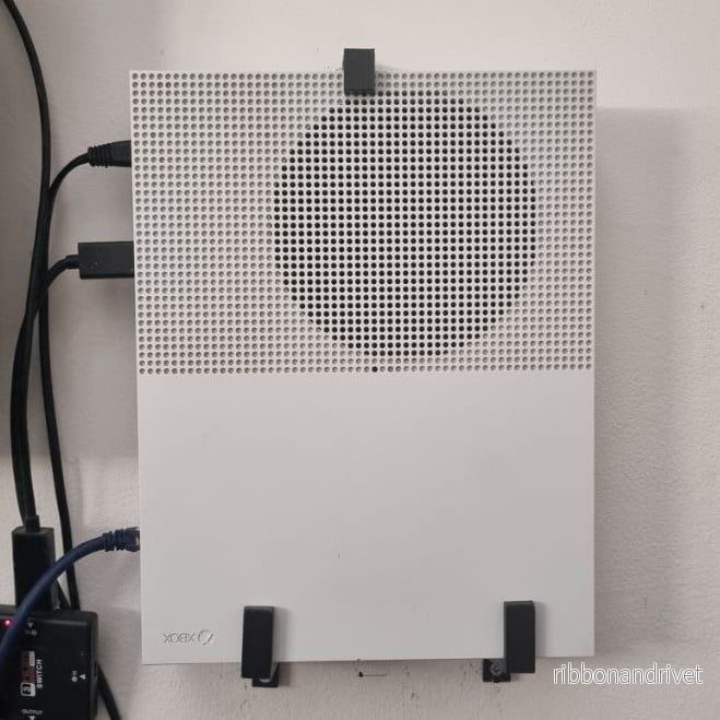 Xbox One S väggfäste Xbox One S väggfäste
