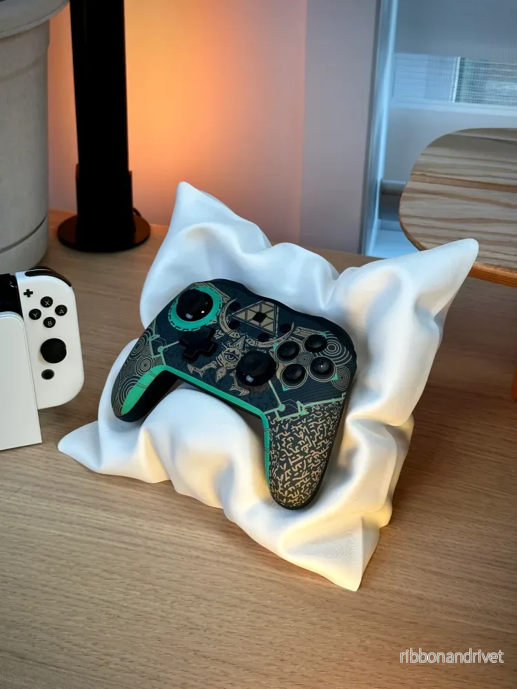 Puddelformad ställ för Xbox och Switch-kontroller - Bild 2