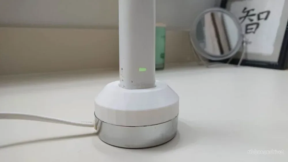 Laddningsställ för Philips Sonicare DiamondClean tandborste Laddningsställ för Philips Sonicare DiamondClean tandborste