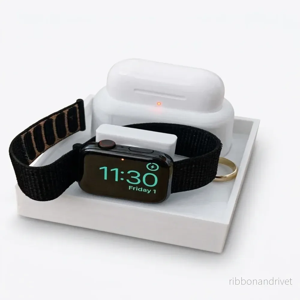 Laddningsdocka för Apple Watch och AirPods Pro Laddningsdocka för Apple Watch och AirPods Pro