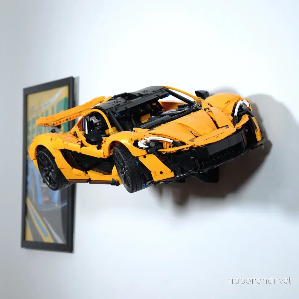 Väggfäste för Technic McLaren P1 42172