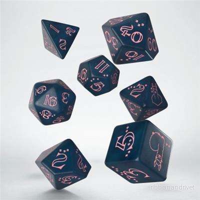 Sparkling Llama Dice Set (Glittering Dark Blue & Pink) Sparkling Llama Dice Set (Glittering Dark Blue & Pink)