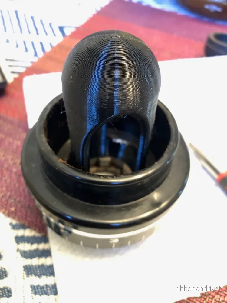 Quick Mill modell 60 EVO bönavledare för espressokvarn