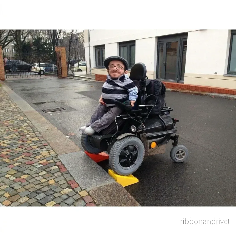 Kompakt rullstolsramp för ett enskilt steg - Bild 3