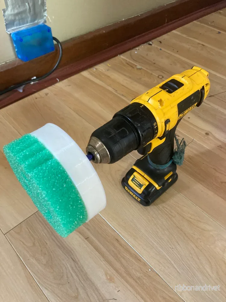 Drill Daddy – Effektiv Scrub Daddy-hållare för borrmaskin