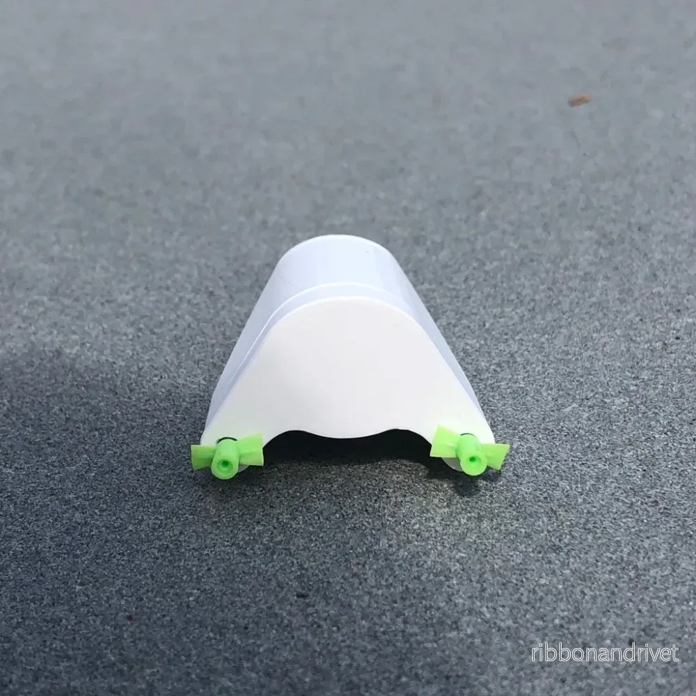 Kompakt mini-RC-båt för vattenlek - Bild 3