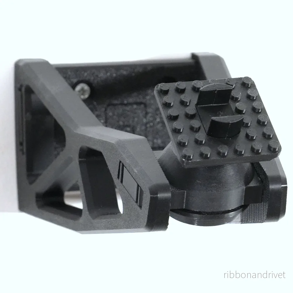 Justerbart väggfäste för LEGO Space Shuttle Discovery 10283 - Bild 2