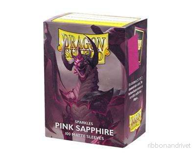 Dragon Shield Sleeves – Matta Standardstorlek – Rosa Safir (100 Sleeves) Dragon Shield Sleeves – Matta Standardstorlek – Rosa Safir (100 Sleeves)