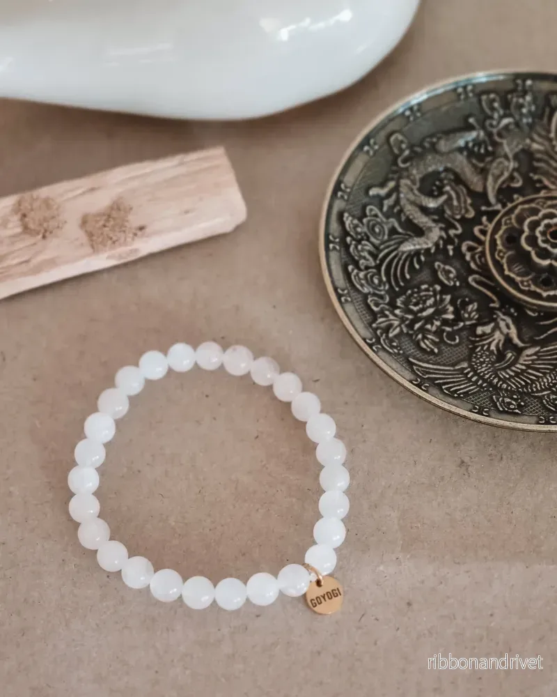 Mantra ENERGY Armband – Förnyelse – Vit Månsten – Mantra ENERGY Armband – Förnyelse – Vit Månsten –