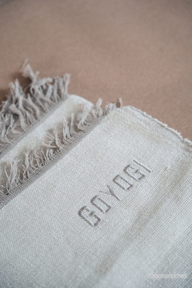 Mindful Deluxe Yoga Blanket - Beige - Bild 2