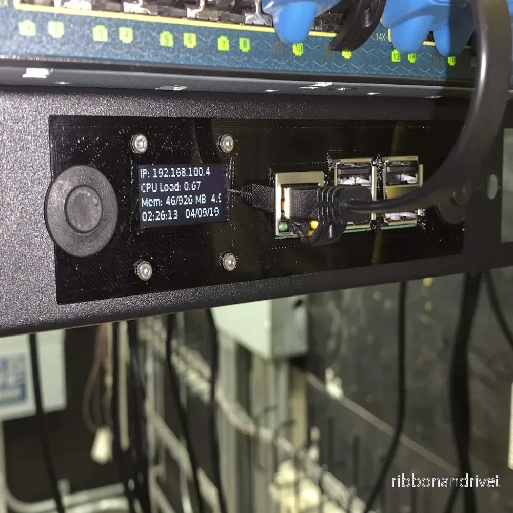 1U rackmontering för Raspberry Pi 3B+ och 4B med PoE Hat 1U rackmontering för Raspberry Pi 3B+ och 4B med PoE Hat