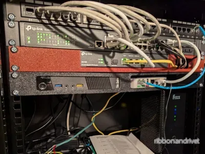 1U rackmonteringsbeslag för Lenovo Tiny M93p
