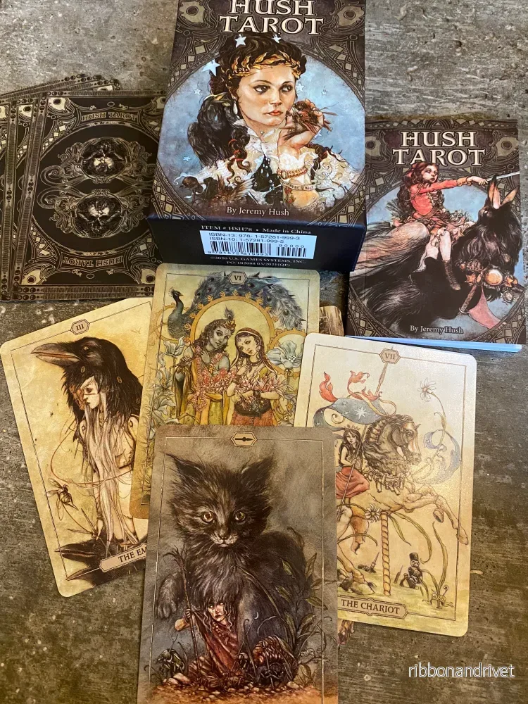 Hush Tarot Hush Tarot