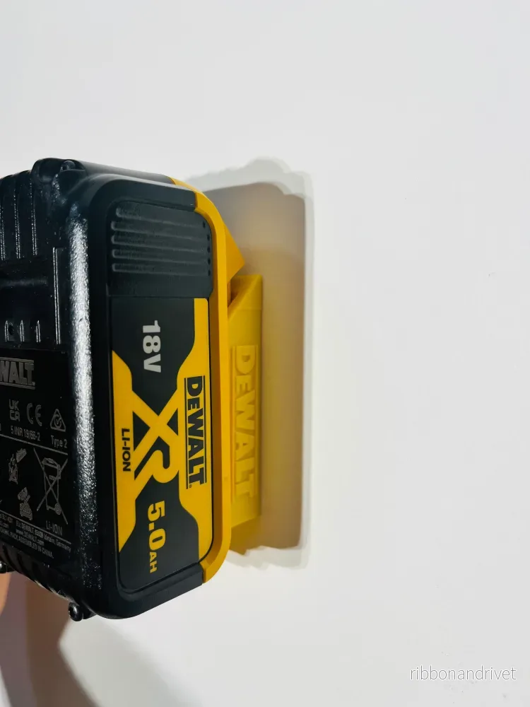 Duo DeWalt 18V batterihållare för vägg- och takmontering - Bild 2