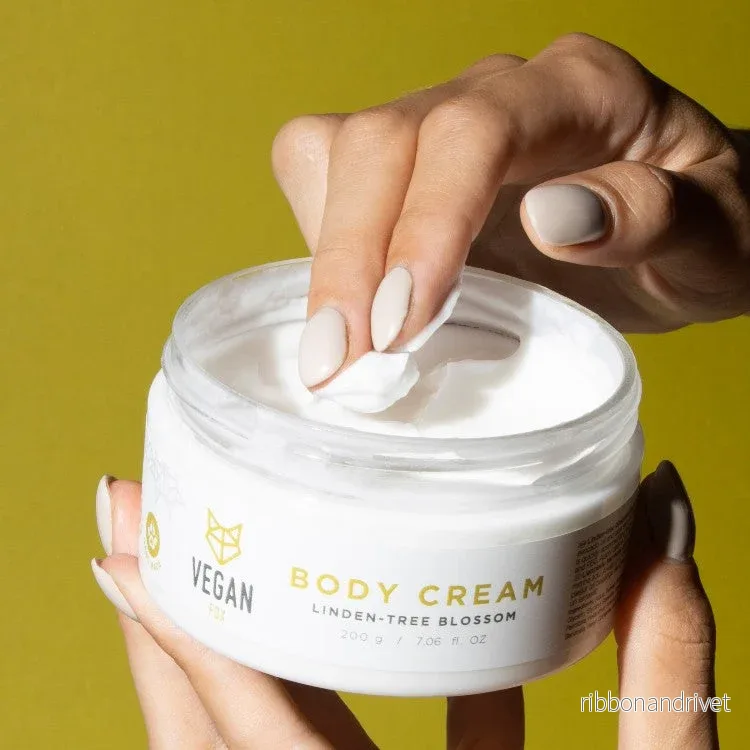 Fuktgivande Lindblom Body Cream, 200 g Fuktgivande Lindblom Body Cream, 200 g