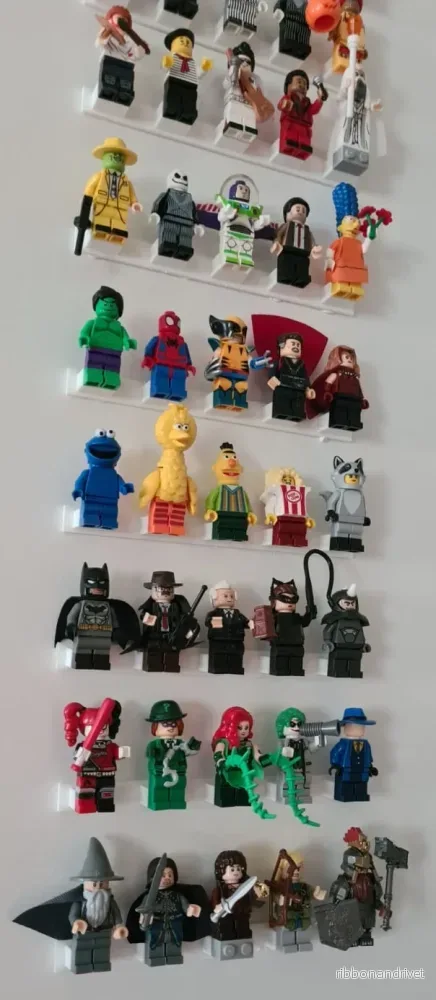 Lego Minifigure Display – Elegant visning av dina minifigurer Lego Minifigure Display – Elegant visning av dina minifigurer