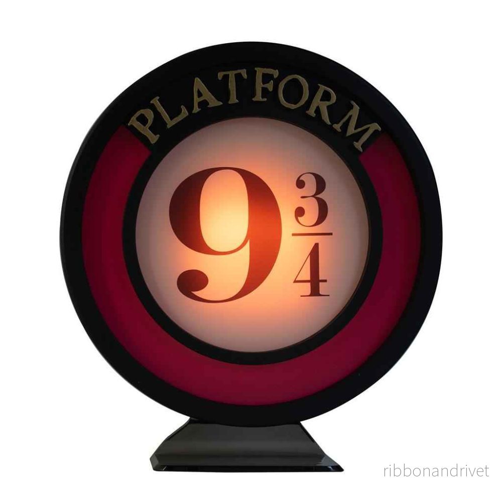 Harry Potter – Lampa – Vägg och Skrivbord – Plattform 9 ¾ – Magisk Plats Harry Potter – Lampa – Vägg och Skrivbord – Plattform 9 ¾ – Magisk Plats
