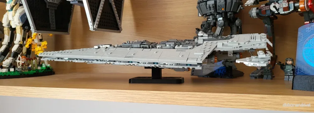 Bygg ett ställ för LEGO® 75356 Executor Super Star Destroyer Bygg ett ställ för LEGO® 75356 Executor Super Star Destroyer